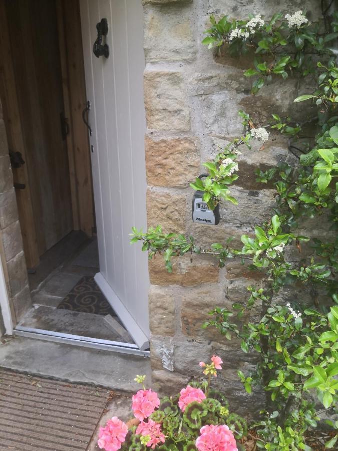 Shed End, In 18Th Century Lothersdale Mill Bd20 8En Exteriér fotografie